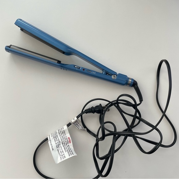 BabylissPRO Nano Titanium Deep Wave Styler Curved Plate Hair Curling Iron - Picture 8 of 11